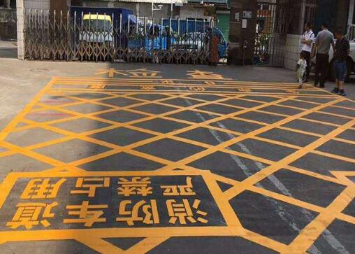 道路劃線，車位劃線，停車位劃線